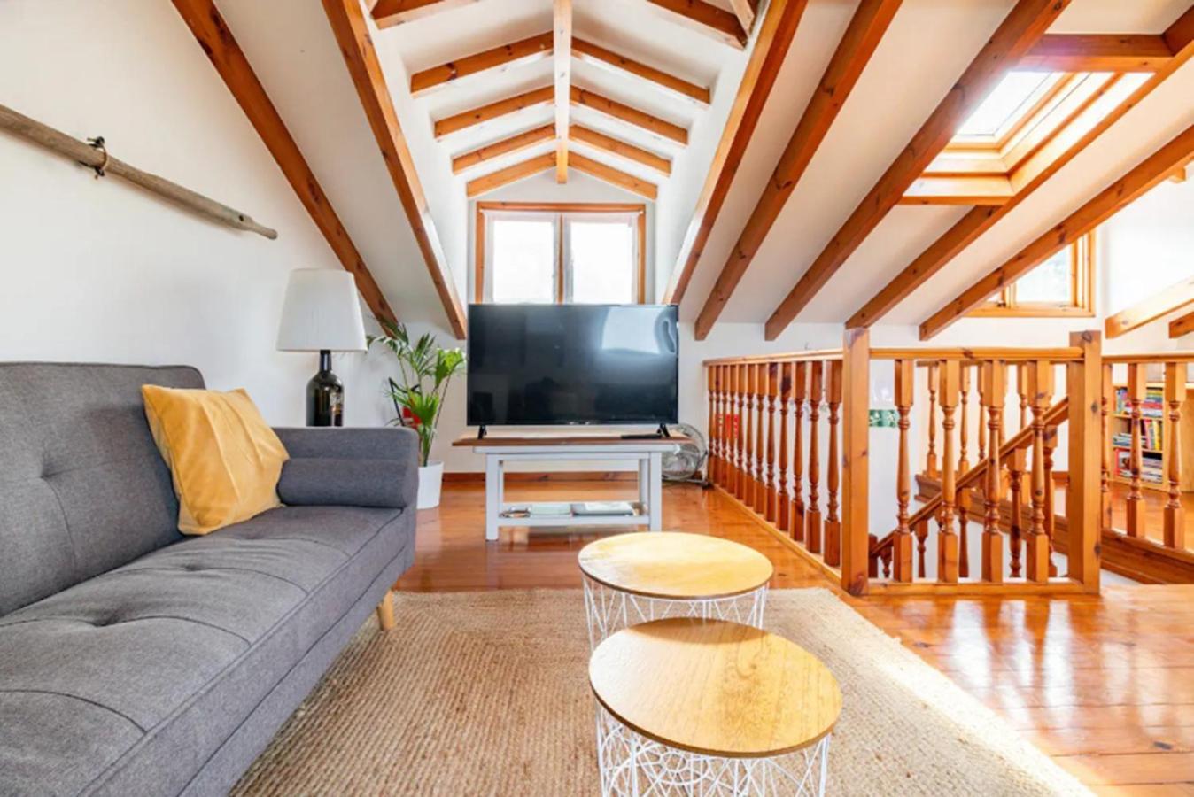 Casa Marinera Centrica En 코밀라스 외부 사진