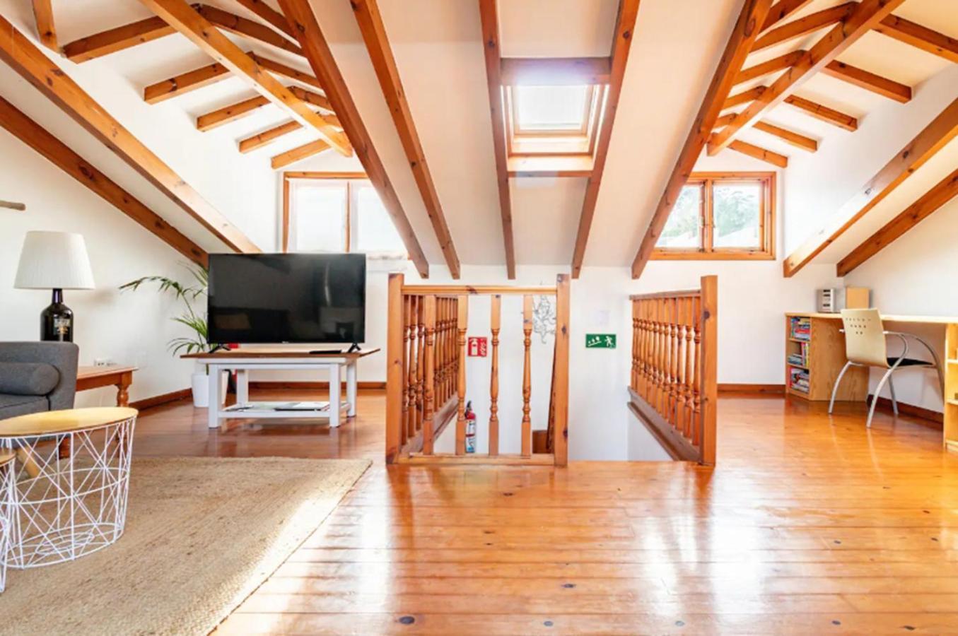 Casa Marinera Centrica En 코밀라스 외부 사진